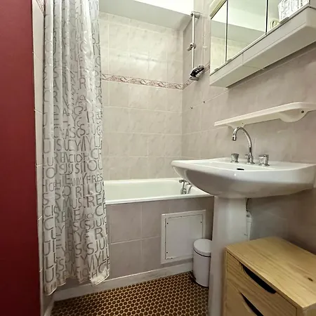 Apartmán Cosy Au Pied Des Pistes, Parfait Pour Famille, Avec Balcon, Proche Golf Et Randonnees - Fr-1-515-99