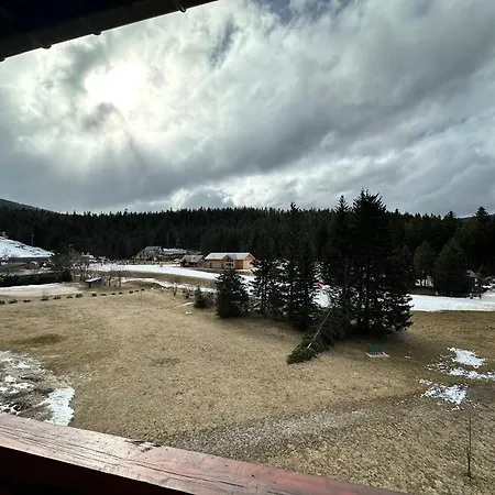 Apartment Cosy Au Pied Des Pistes, Parfait Pour Famille, Avec Balcon, Proche Golf Et Randonnees - Fr-1-515-99 *